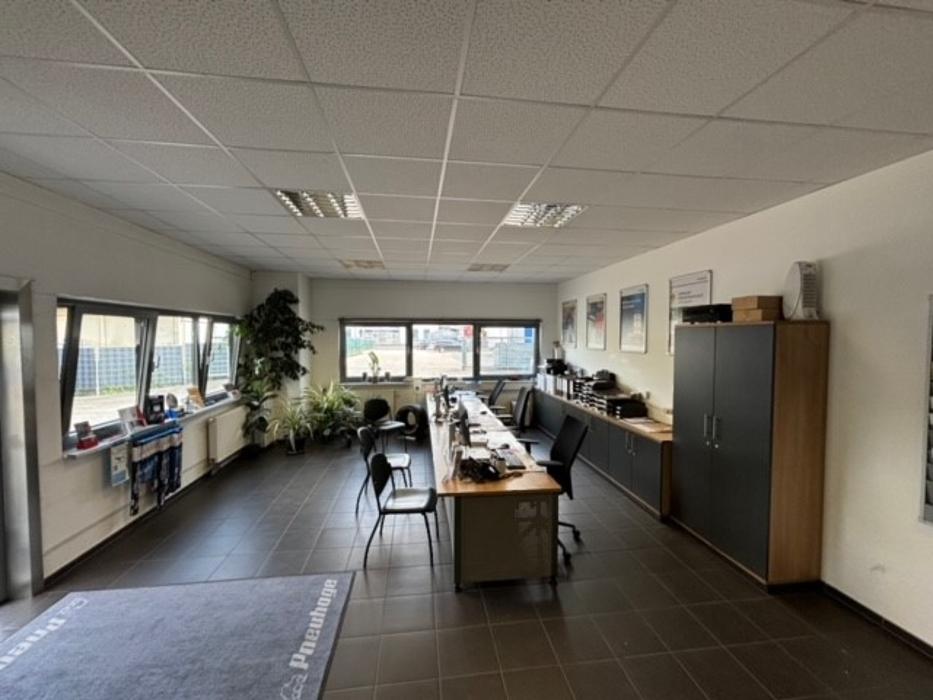 Fotos - Pneuhage Reifen und Autoservice - 38