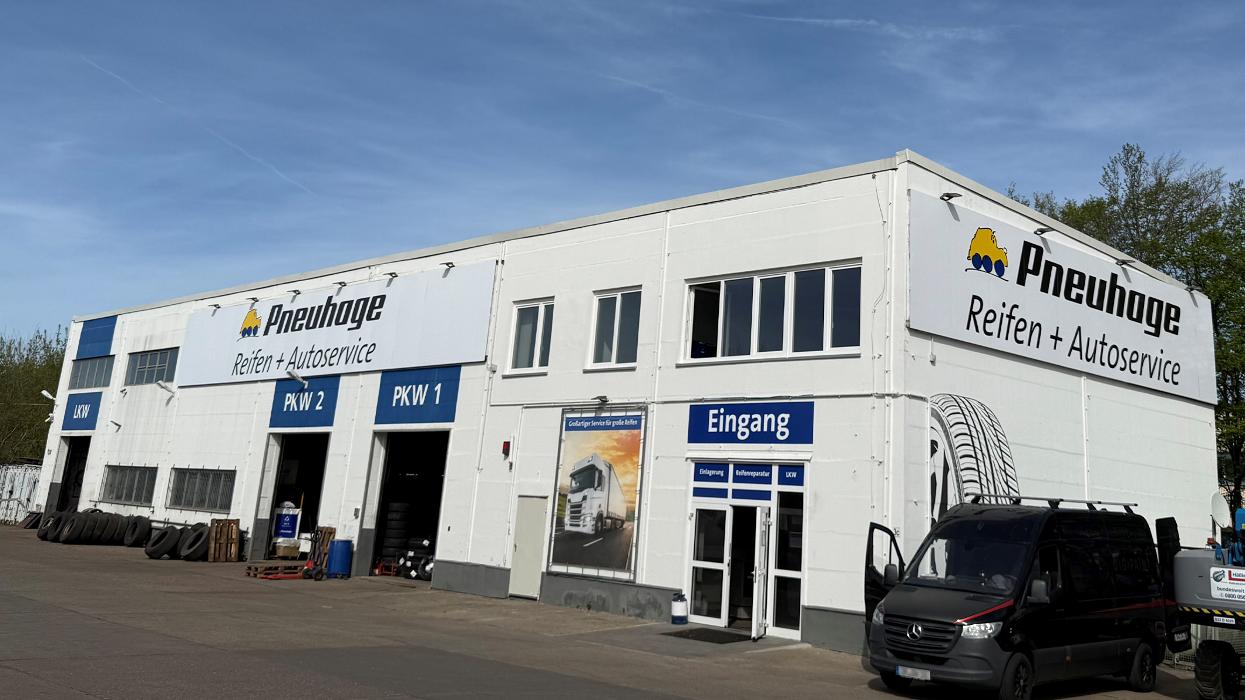 Pneuhage Reifen und Autoservice, Döckritzer Straße in Halle (Saale)