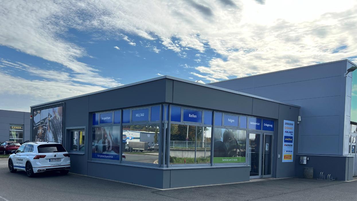 Pneuhage Reifen und Autoservice, Hinter dem Südbahnhof in Gera