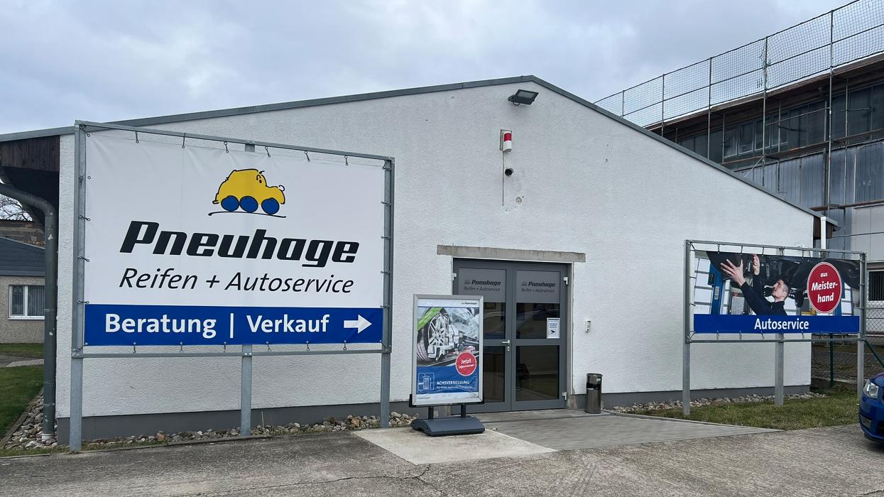 Pneuhage Reifen und Autoservice, Walter-Kersten-Straße in Aschersleben
