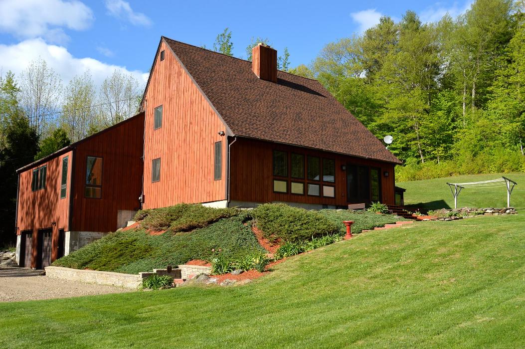 Maple and Main Realty - Florence, MA