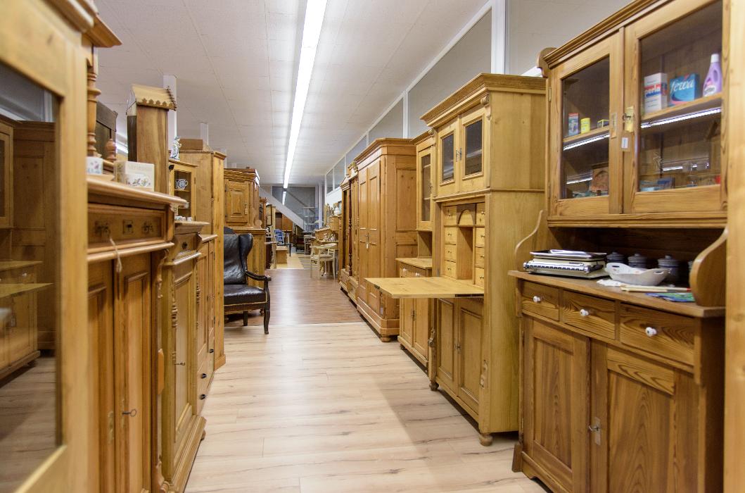 Antik-Eck Jürgen Pfau e.K., Gottlieb-Daimler-Straße in Pfungstadt