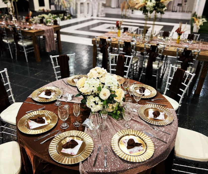 Queen Royal - Mesa, AZ