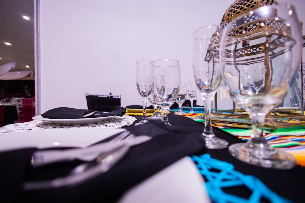 Queen Royal - Mesa, AZ