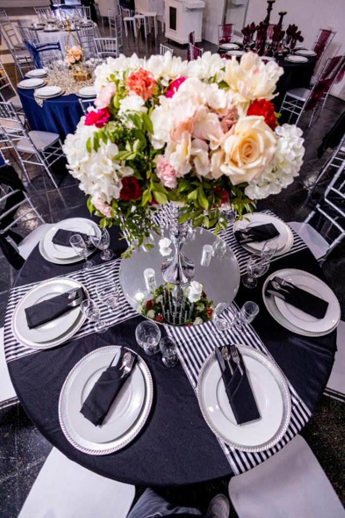 Queen Royal - Mesa, AZ