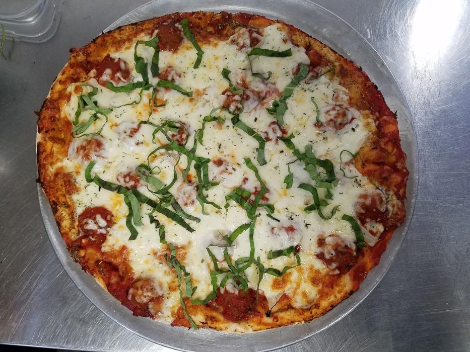 Chico Pizza & Chicken - Bremerton, WA