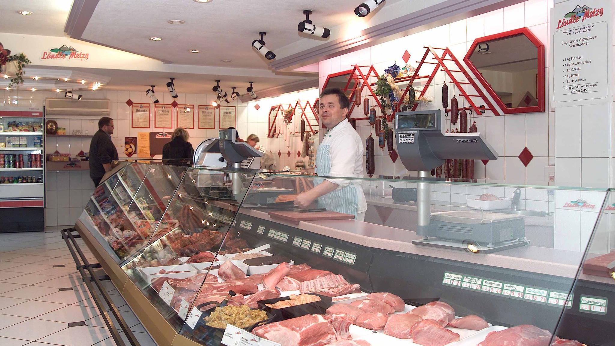 Die Meistermetzgerei Gerold Hosp, Rankweiler Straße in Satteins