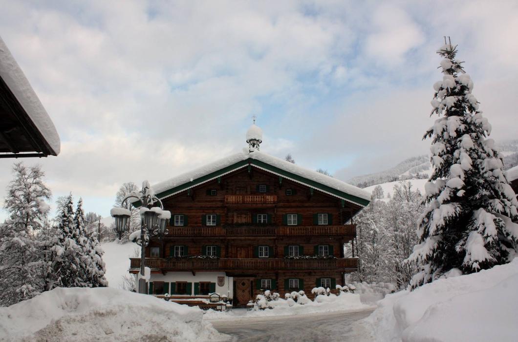 Hallerwirt - Restaurant & Appartements, Oberaurach in Aurach bei Kitzbühel