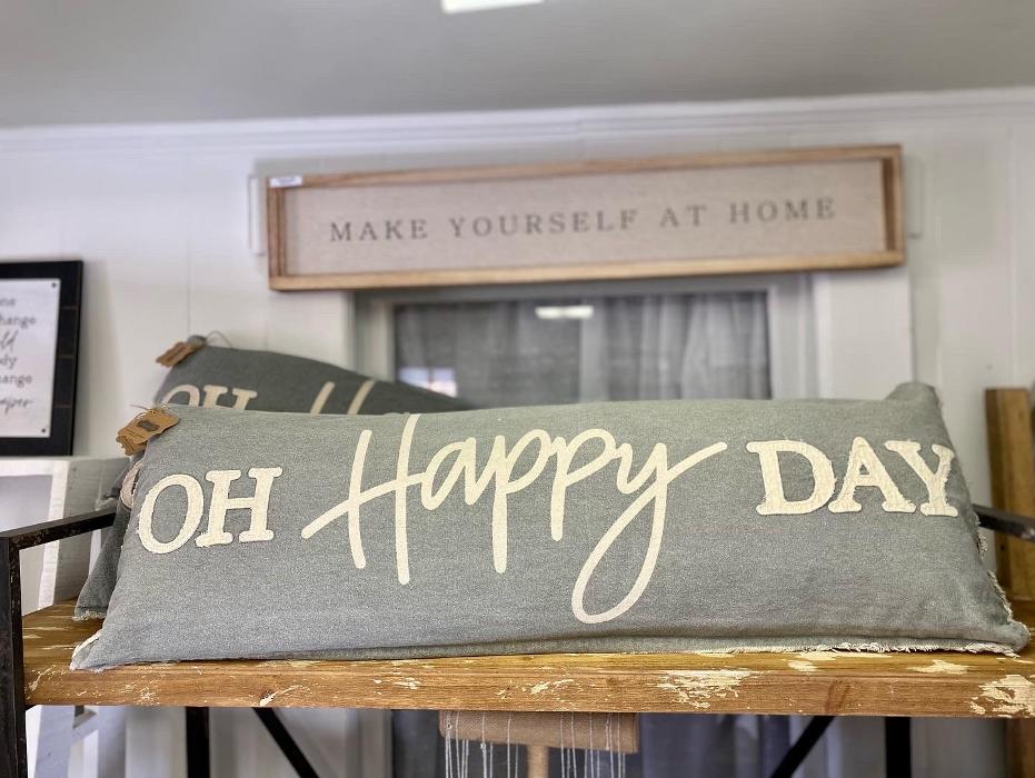 Willow Poppy - Newburgh, IN