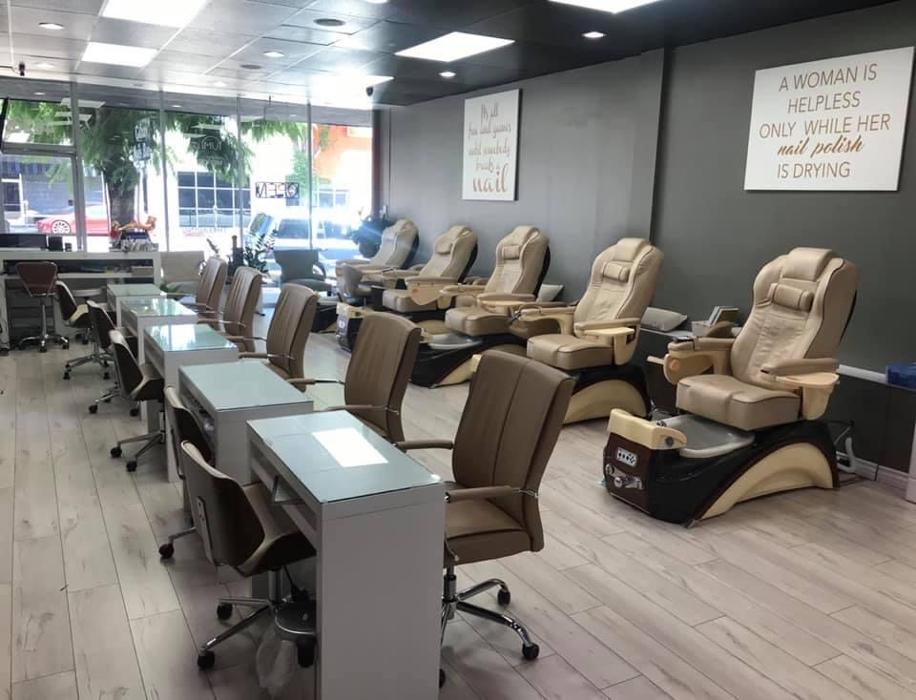 Galaxy Nails Bar - Sherman Oaks, CA