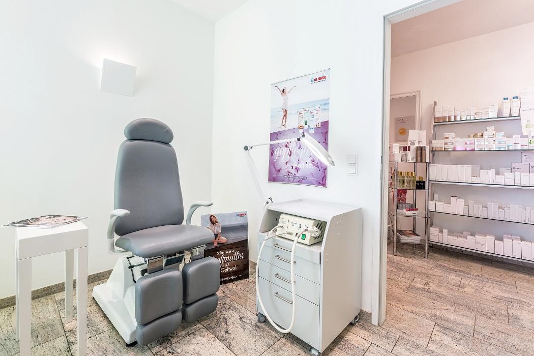 Mediküre - Die beste Maniküre, Fusspflege, Gesichtspflege, Haarentfernung und Massage in St. Johann in Tirol, Speckbacherstraße in St. Johann in Tirol