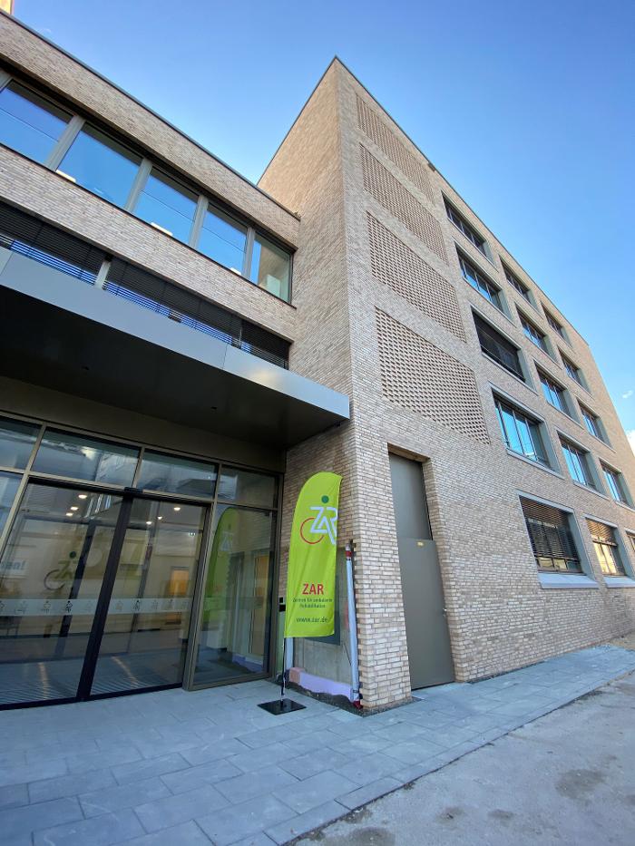 ZAR Göppingen - Zentrum für ambulante Rehabilitation, Bahnhofsplatz in Göppingen