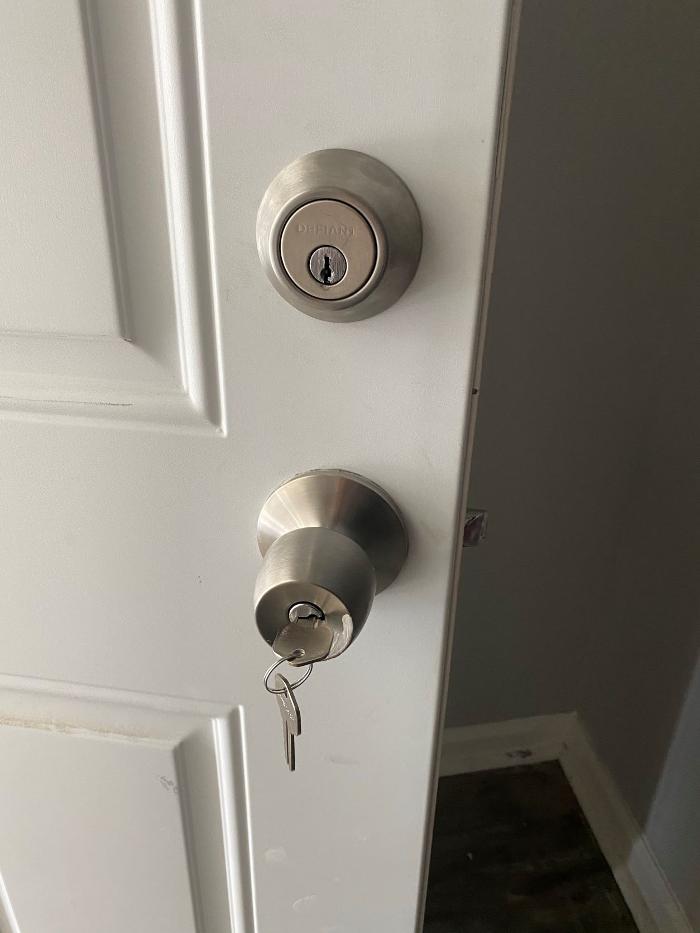 KeyMe Locksmiths - Corona, CA