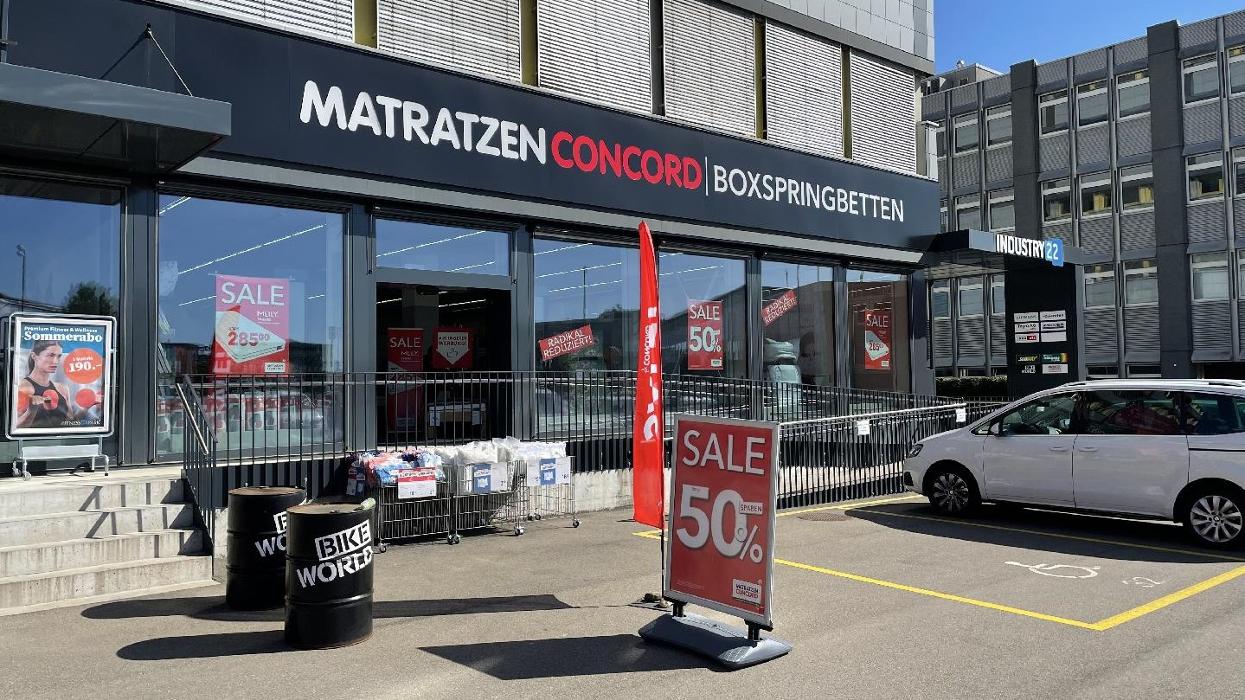 Matratzen Concord Filiale Volketswil, Industriestrasse in Volketswil