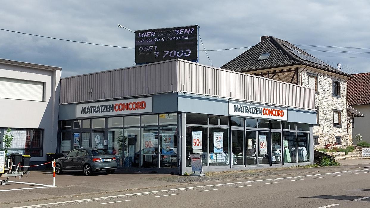 Matratzen Concord Filiale Ensdorf, Provinzialstraße in Ensdorf