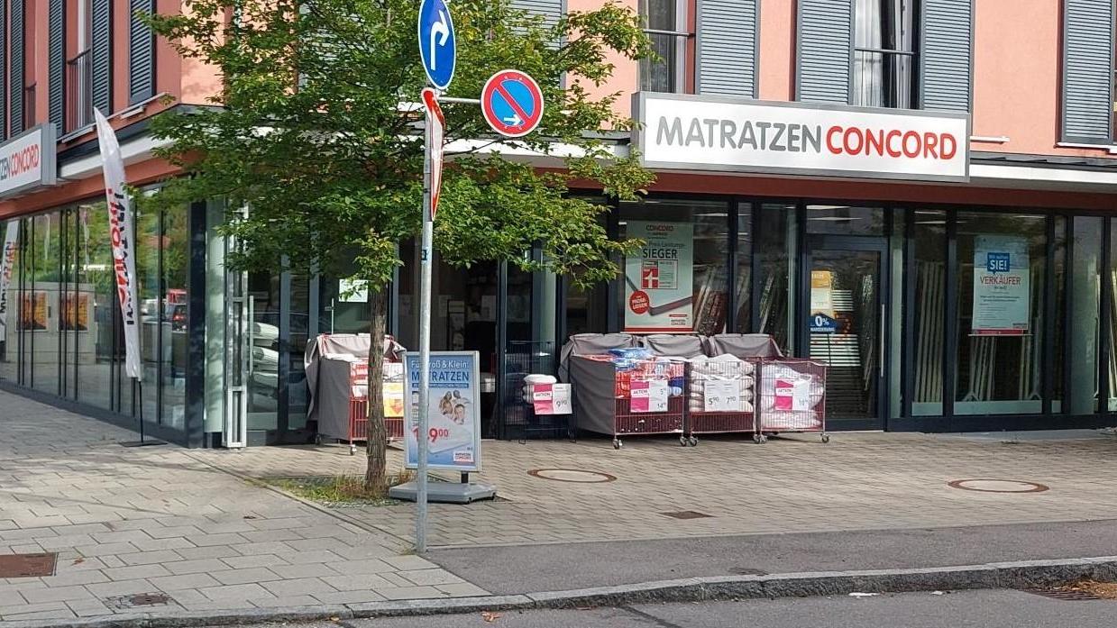 Matratzen Concord Filiale München-Obermenzing, Verdistraße in München