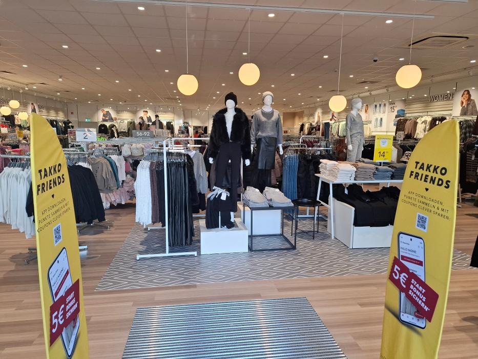 Takko Fashion, Halberstädter Straße in Magdeburg