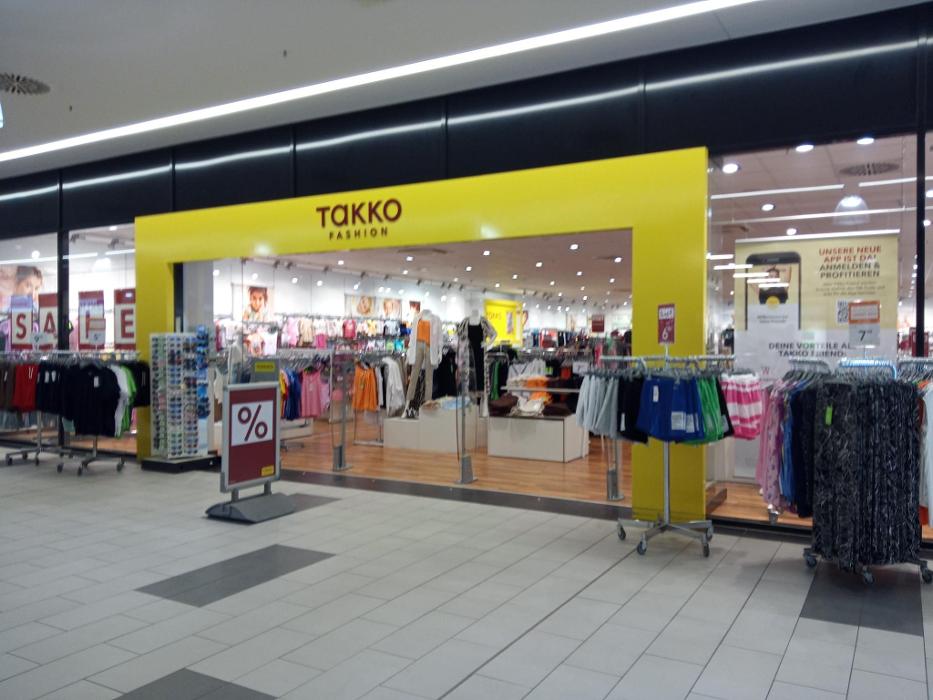 maxi blue takko fashion