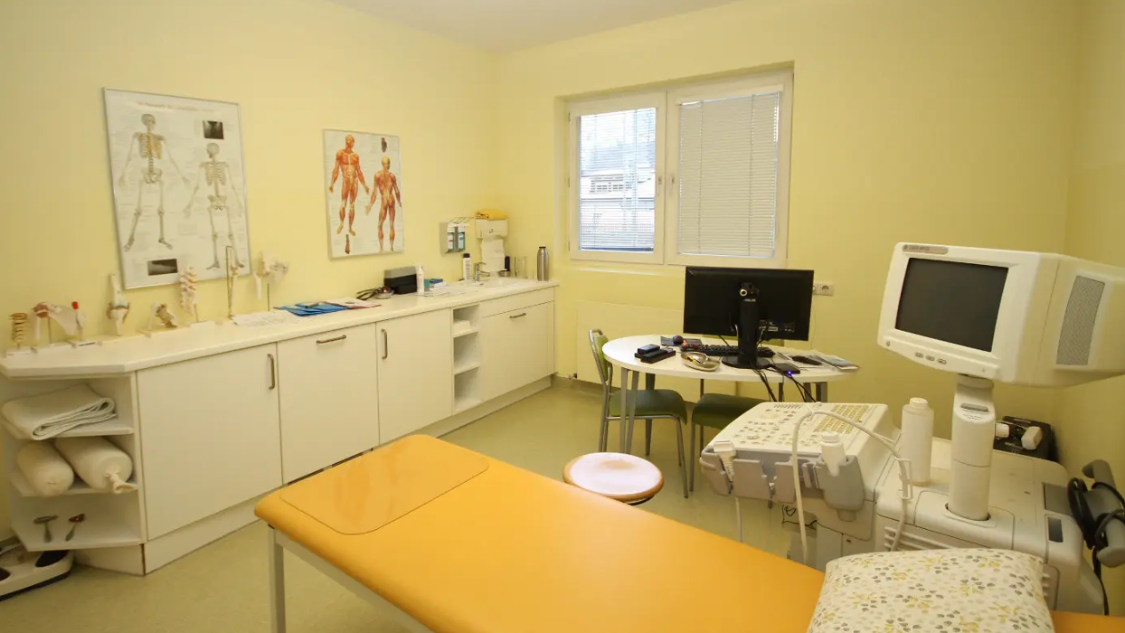 Tagesklinik für Unfallchirurgie Kitzbühel, Hornweg in Kitzbühel