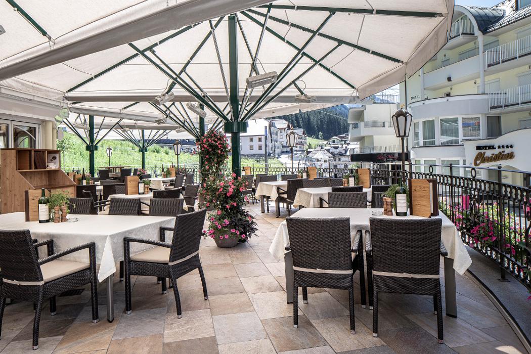 Ursprung Restaurant & Weinbar, Dorfstraße in Ischgl