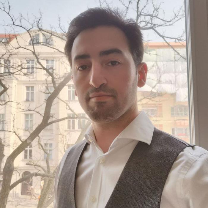 ERGO Versicherung Mohsen Karimi, Pulvermühlenweg in Berlin