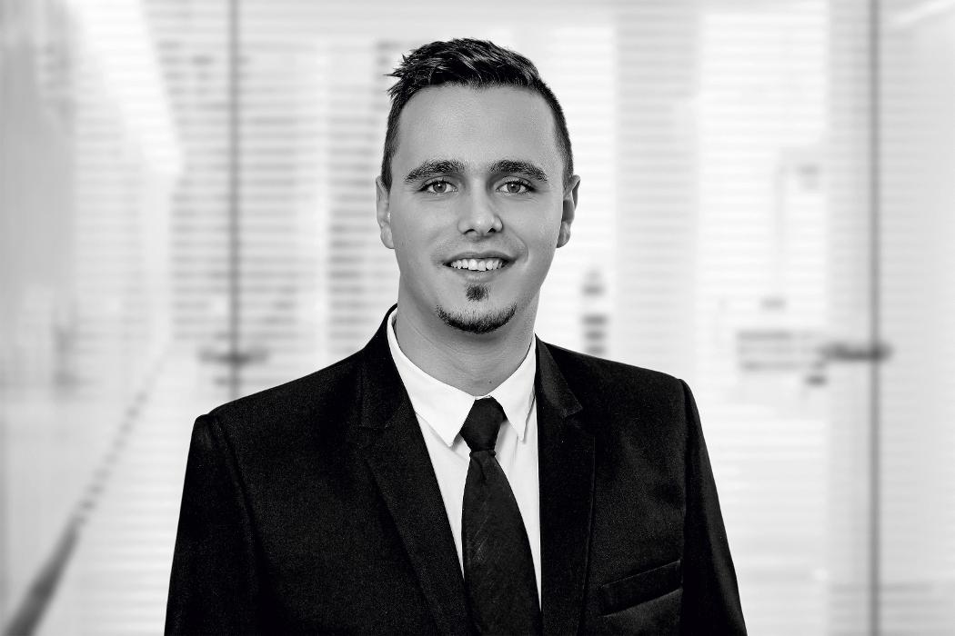 ERGO Versicherung Tamás Tarnai, Hauptstraße in Unterschleißheim