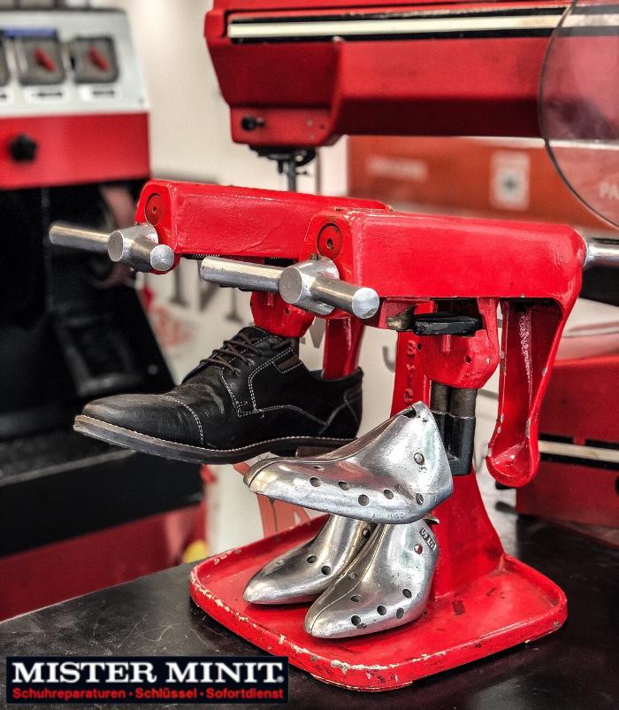 MISTER MINIT - Schlüssel & Schuhreparatur, Elterleinplatz in Wien