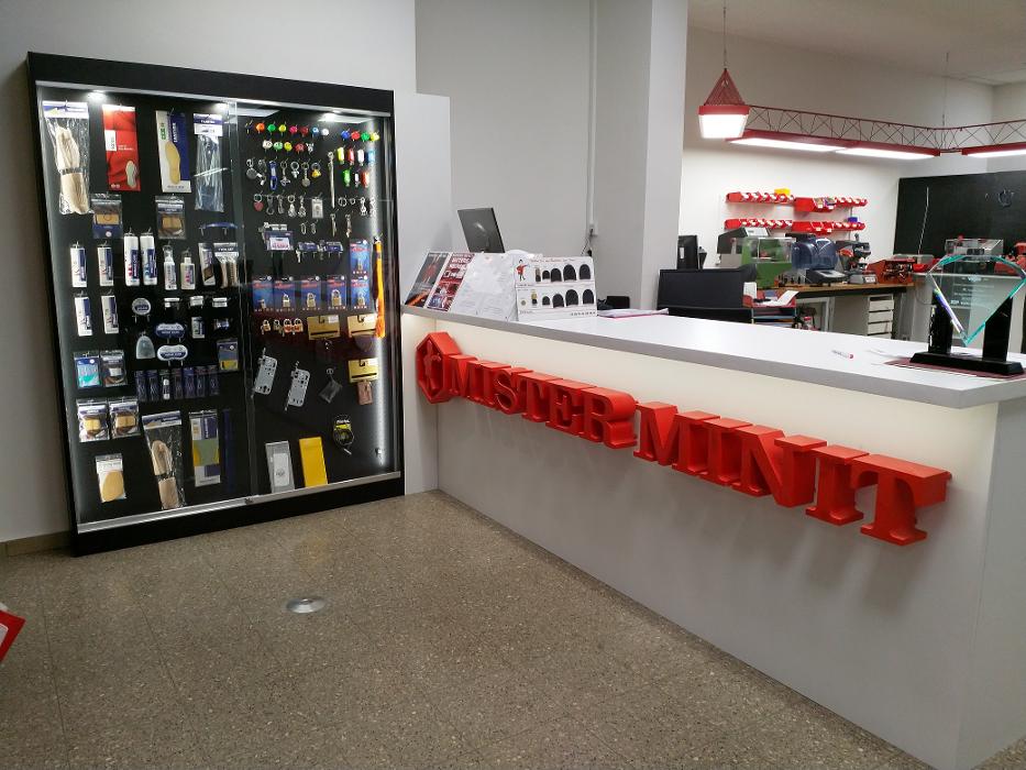 MISTER MINIT - SCHLÜSSEL & SCHUHREPARATUR, Schönbrunner Straße in Wien