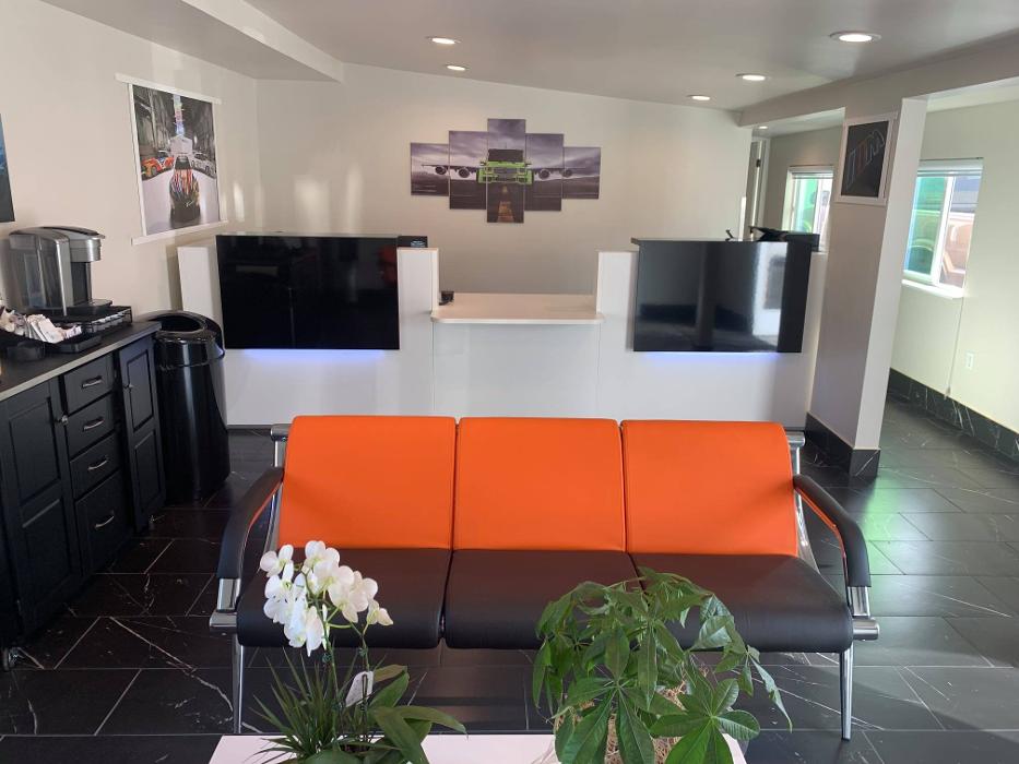 Benz 'N Beamers - Lomita, CA