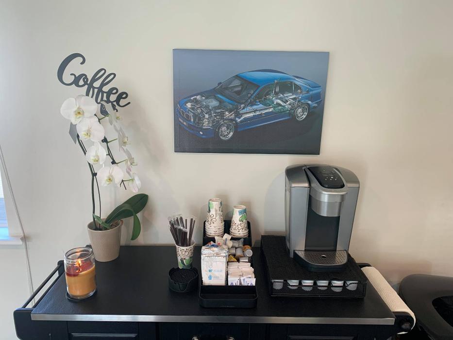 Benz 'N Beamers - Lomita, CA