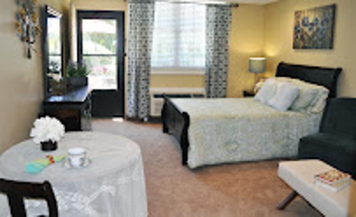 The Arbors Assisted Living at Hauppauge - Hauppauge, NY
