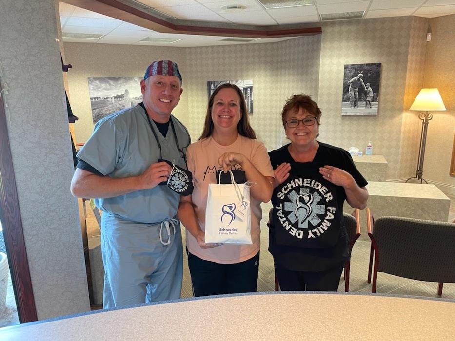 Schneider Family Dental Logo