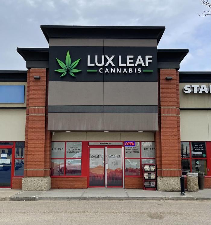 LUX Leaf Cannabis Dispensary Southpark Gateway Boulevard, 3908 Gateway