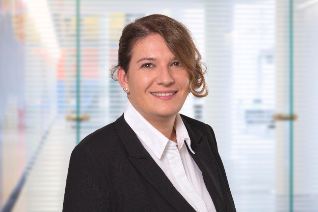 ERGO Versicherung Veronika Kerler, Obere Anwand in Lauben