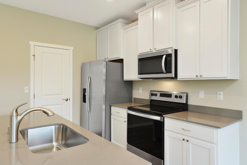 LGI Homes - Gilman Walk Image