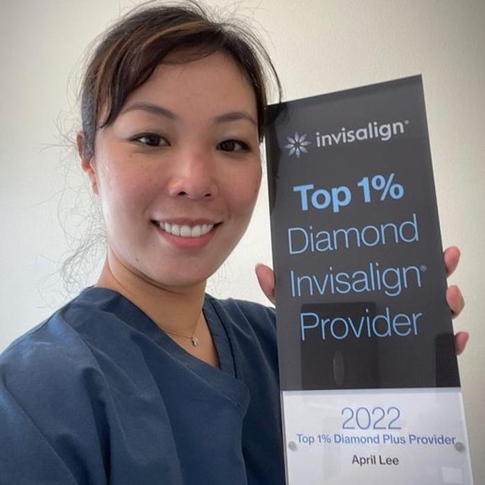 Burlingame Smile Studio Orthodontist April Lee DDS MS Logo