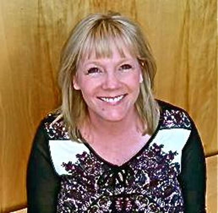 Advanced Cosmetic and Implant Dentistry Logo