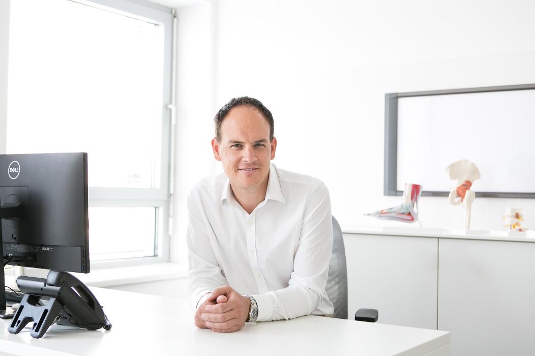 ORTHOPÄDIE 1150 - Priv. Doz. Dr. Florian Sevelda, Neubaugürtel in Wien