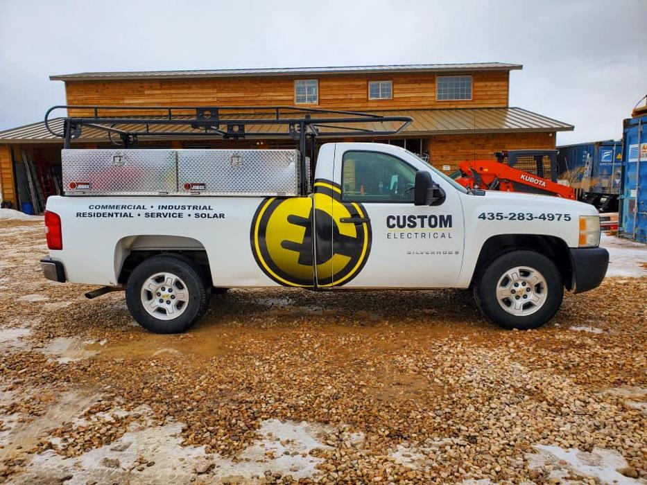 Custom Electrical Services Image