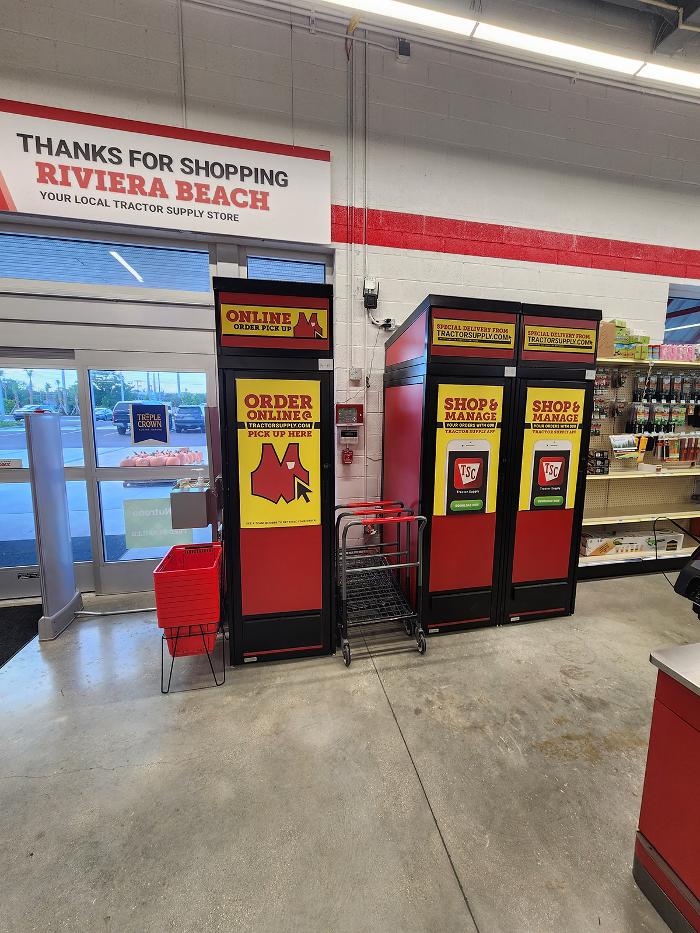 Tractor Supply Co. - West Palm Beach, FL