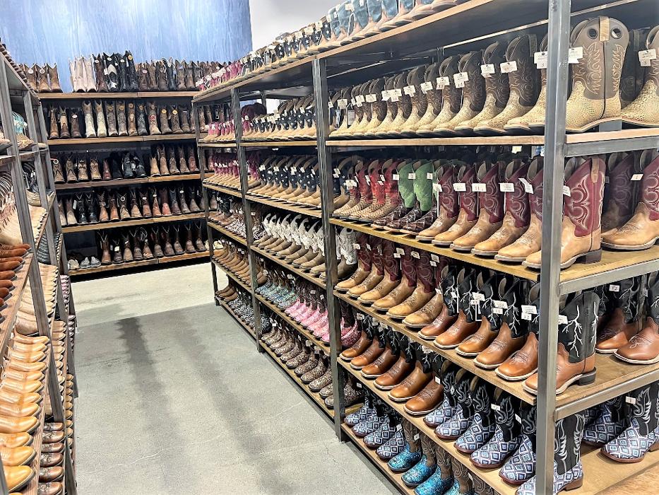 Boot Barn - Lompoc, CA
