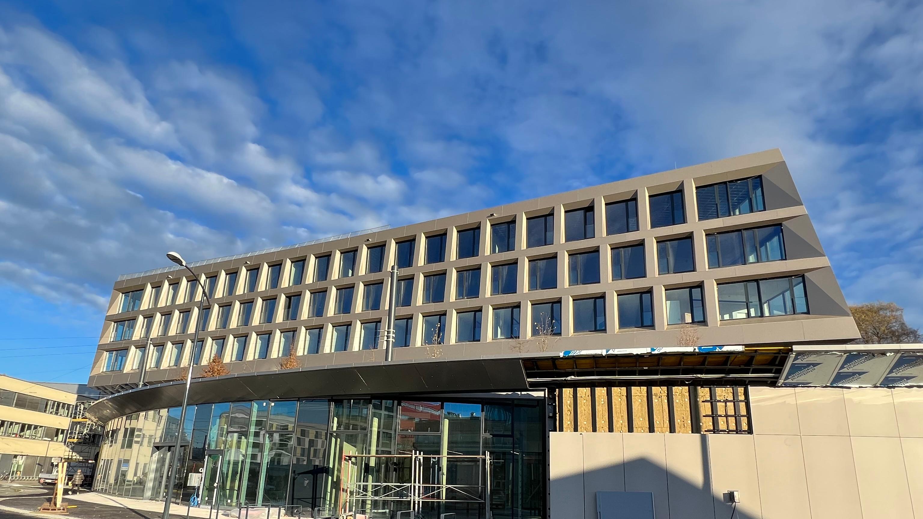 Arbeitsmarktservice (AMS) Salzburg Stadt, Raiffeisenstraße in Salzburg