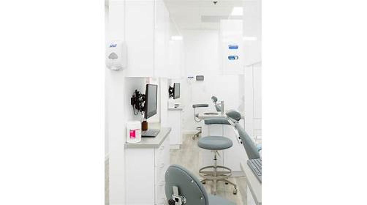 Reza Dental Care - South Gate, CA