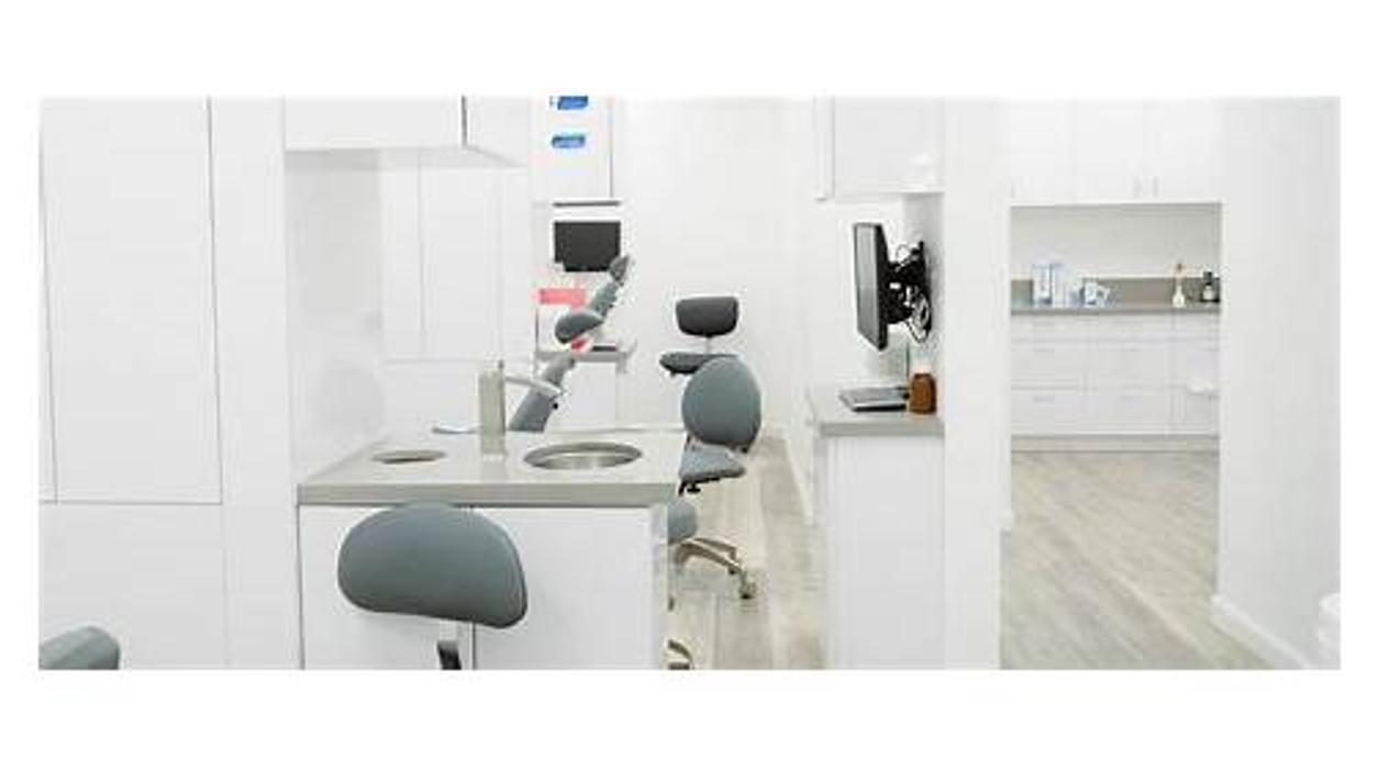 Reza Dental Care - South Gate, CA