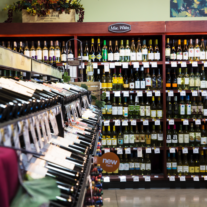 Wall to Wall Wine & Spirits - Omaha, NE