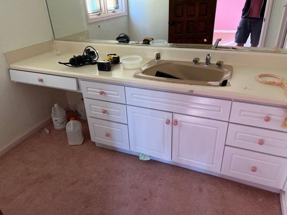 Casas Properties Image