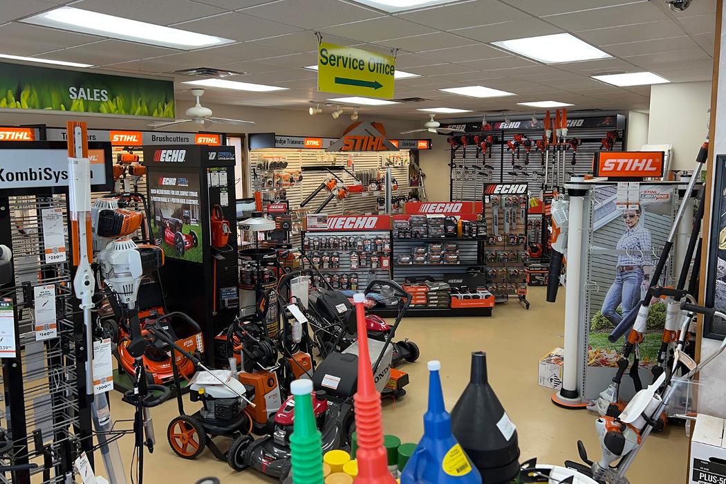 United Ag &amp; Turf Logo