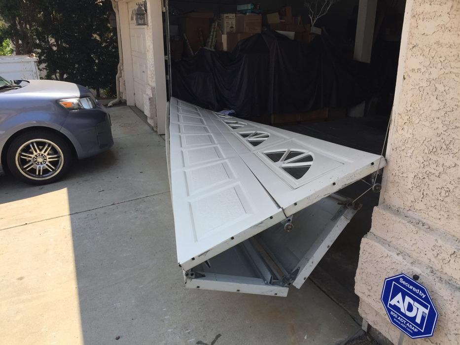 Emergency Garage Door Repair LLC - Carlsbad, CA