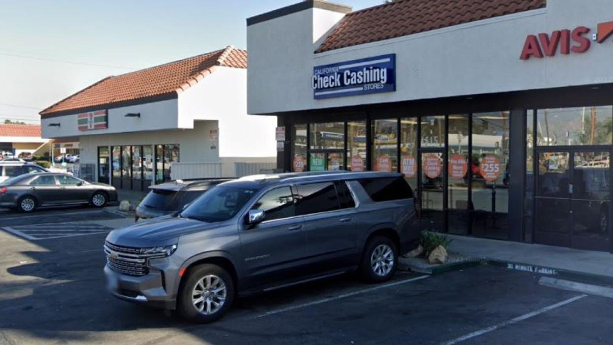 California Check Cashing Stores Logo