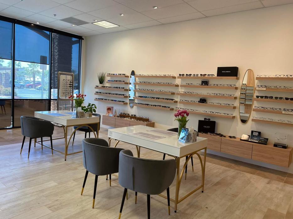 iSeeU Optometry - Indio - Indio, CA